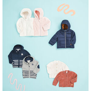 Chaqueta borreguillo con capucha 