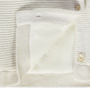 Gilet en tricot point mousse doublé sherpa pour bébé fille  Main Gilet en tricot point mousse doublé sherpa pour bébé fille