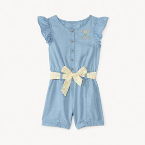 Mameluco de sarga con cinturilla para niña. 