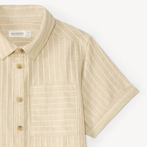 Camisa de niño de manga corta de tela a rayas 