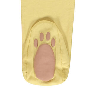 Pelele con motivo de oso y solapas 3D para bebé niño con aberturas diferentes según la edad. 