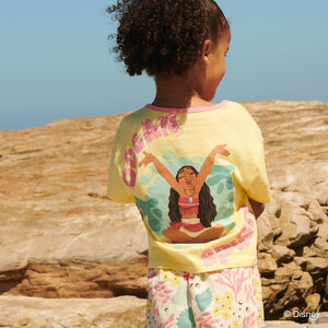 Camiseta de manga corta con estampado de Vaiana de Disney para niña 