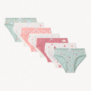 Lote de 7 braguitas con estampados de flores y corazones para niña  Main Lote de 7 braguitas con estampados de flores y corazones para niña