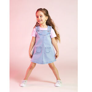 Pichi de denim con botones en forma de corazón para niña 