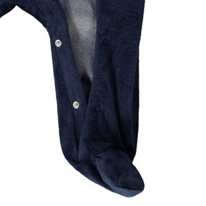 Pelele de terciopelo para bebé niña con diferentes aperturas según la edad 