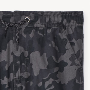 Pantalón estampado de camuflaje y forrado niño 