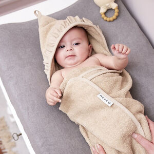 Capa de baño con volante Terry Sand 