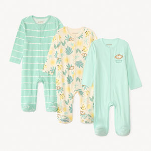 Lote de 3 pijamas estampados para bebé niño - con aperturas diferentes según la edad. 