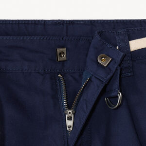 Bermuda ceñida de twill niño 