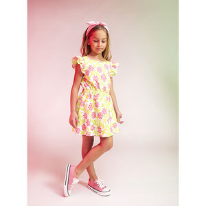 Ropa de niña con mangas cortas y volantes, estampado floral 