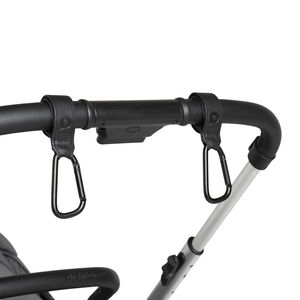 Conjunto de 2 ganchos para sillita de paseo Simone en cuero sintético negro. 