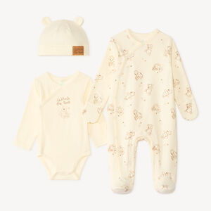 Conjunto de nacimiento de 3 piezas con pijama de Winnie the Pooh Disney. 