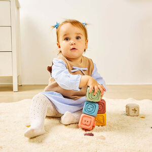 Juego cubos sensoriales +6M 
