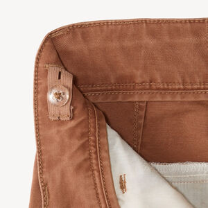 Pantalón recto de tela niño con cinturón 
