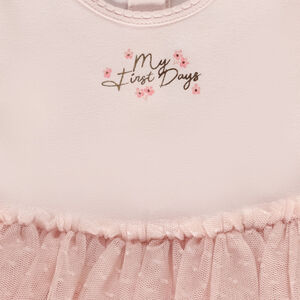 Vestido body efecto 2 en 1 con tul plumeti para bebé niña  Main Vestido body efecto 2 en 1 con tul plumeti para bebé niña