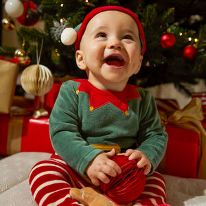 Conjunto divertido de pijama de duende navideño + gorro de terciopelo para bebé 