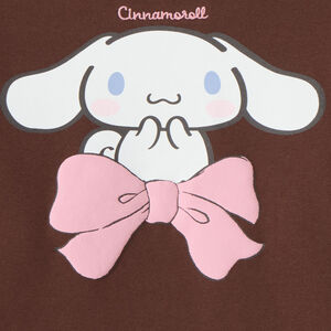 Sudadera niña con estampado de Cinnamoroll, Hello Kitty y sus amigos 