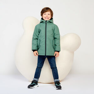 Parka de goma con capucha y forro de micropolar para niño. 