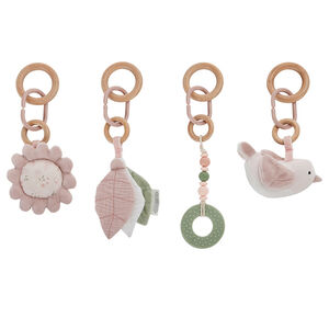 Set de 4 jouets pour arche Promenade Bucolique rose  Main Set de 4 jouets pour arche Promenade Bucolique rose