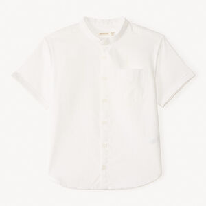 Camisa de manga corta con cuello mao para bebé niño. 