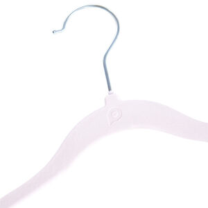 Lote de 6 perchas de terciopelo lavanda 