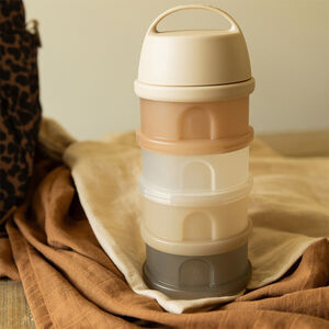 Caja dosificadora de leche translúcida con 4 compartimentos color arcilla 