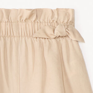 Pantalones cortos de tencel con nudos decorativos para niña 