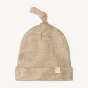 Gorro de nacimiento de canalé liso 