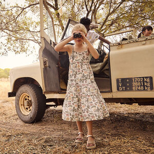 Vestido largo de doble gasa con estampado floral para niña  Main Vestido largo de doble gasa con estampado floral para niña
