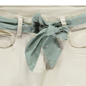 Jean slim liso con cinturón de pañuelo para niña  Main Jean slim liso con cinturón de pañuelo para niña
