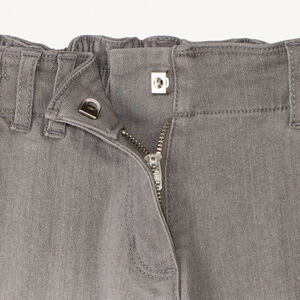 Jean amplio liso de denim estilo cargo con bolsillos niña 