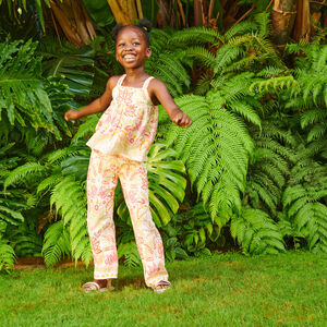 Pantalones fluidos estampados para niña 