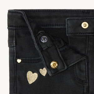Vaqueros slim con bordados de corazones dorados para bebé niña 