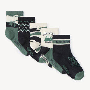 Lot de 5 paires de chaussettes motifs montagne pour garçon  Main Lot de 5 paires de chaussettes motifs montagne pour garçon