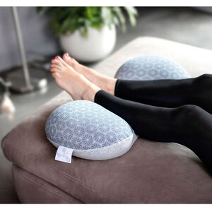 Cojín de maternidad Mum & B Dotwork 