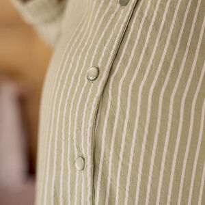 Chemise de nuit de grossesse et d'allaitement à rayures pour femme 