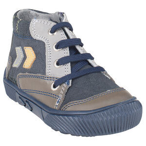 Botas bajas con cordones de piel serraje con aplicación 