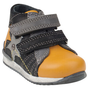 Botas bajas de cuero aplicación con estampado estrella 