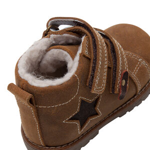 Botines de piel con velcros y forro de borreguito 