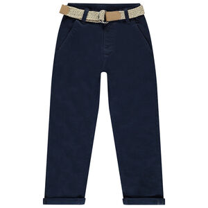 Pantalón chino liso con cinturón trenzado para niño 