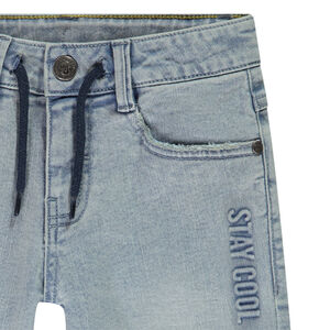 Bermuda effet jean message en relief pour garçon 