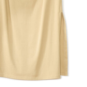 Robe longue à manches courtes pour femme enceinte. 