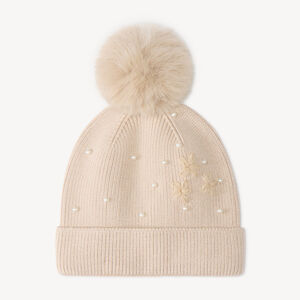Bonnet fille en maille côtelée à pompon 