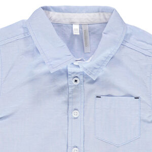 Camiseta de manga corta con bolsillo tipo plastrón 