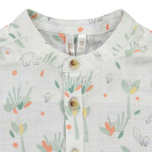 Camisa manga corta cuello mao estampado jungle para bebé niño 