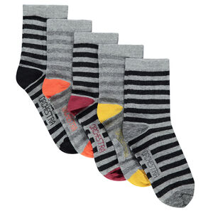 Pack de 5 pares de calcetines cortos a rayas para niño. 