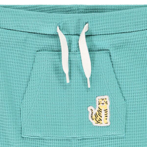 Bermudas efecto gofrado 