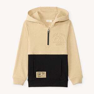Sudadera con capucha para niño, color bicolor con cuello de cremallera. 
