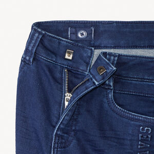 Jean effet denim à poches contrastantes pour garçon   Main Jean effet denim à poches contrastantes pour garçon