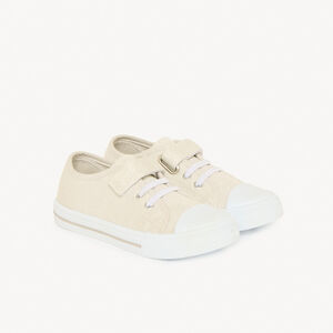 Zapatillas bajas plateadas con velcro y cordones elásticos para niña 